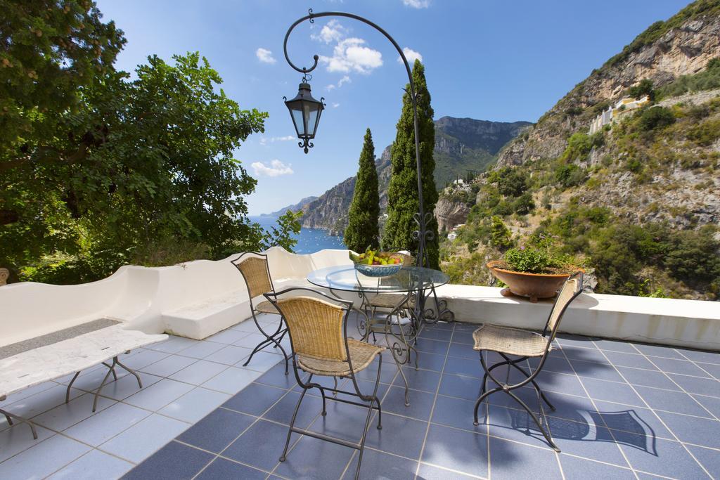 I Giardini Dei Sensi Aparthotel Positano Luaran gambar