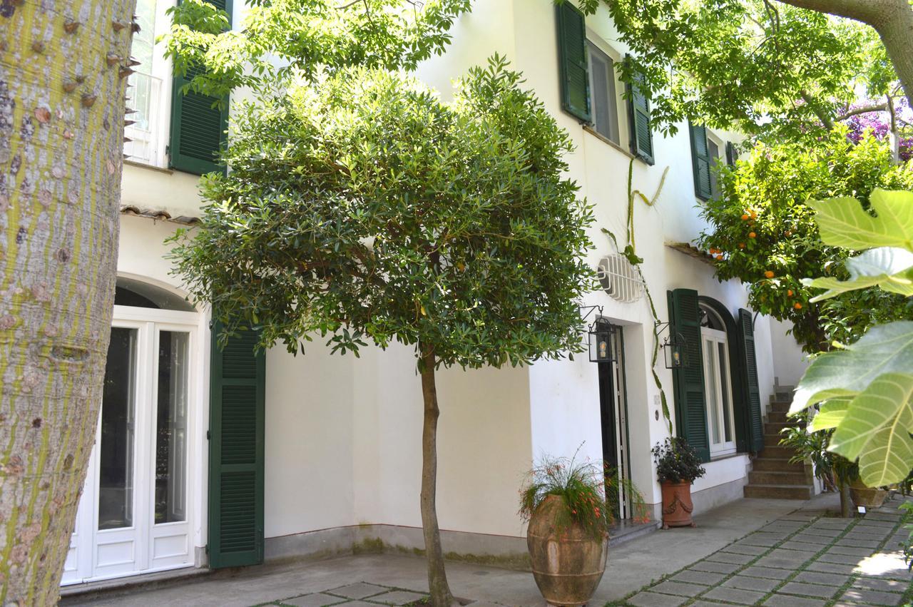 I Giardini Dei Sensi Aparthotel Positano Luaran gambar