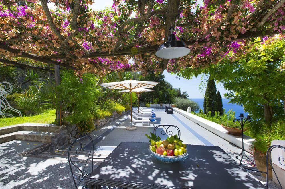 I Giardini Dei Sensi Aparthotel Positano Luaran gambar